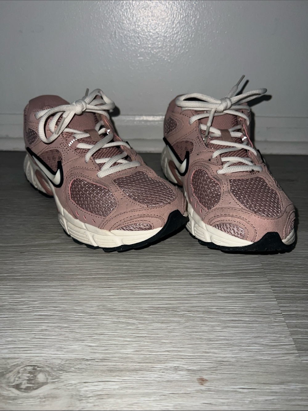 Nike Women's Dusty Pink and White Mesh Sneakers